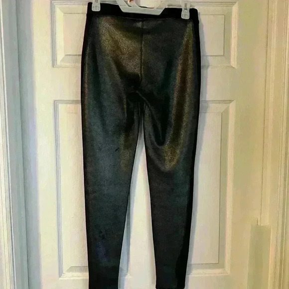 ROCK & REPUBLIC - BLACK AND SILVER SHINY FAUX LEATHER LEGGINGS - SIZE S - Picture 2 of 5